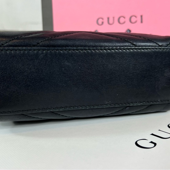 Gucci Calfskin Matelasse GG Marmont Cosmetic Case - Picture 5 of 9